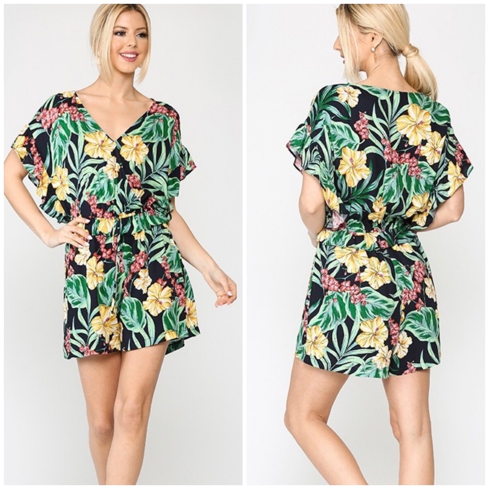 LAST ONE❗Feminine Navy Blue Tropical Print Romper